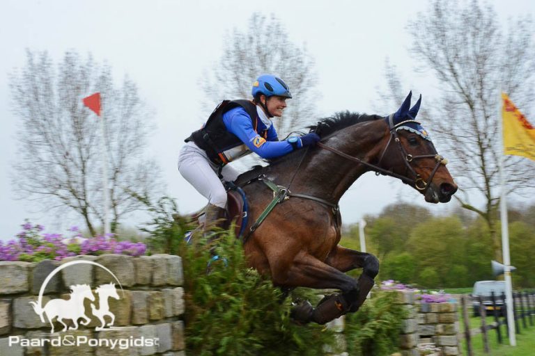 Alice Naber-Lozeman wint met ACSI Peter Parker in Oudkarspel