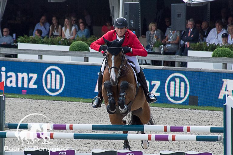 Snelle Daniel Deusser wint wereldbekerwedstrijd in Lyon