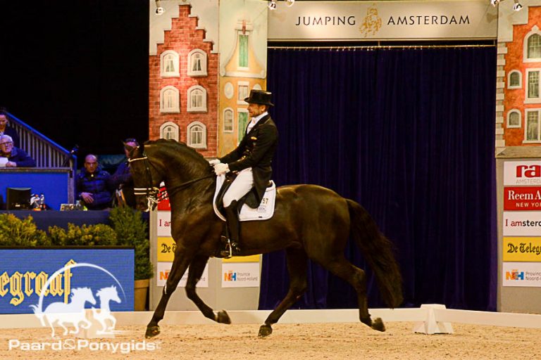 Paul Riemens volgt Hans Bakker op als bestuursvoorzitter Jumping Amsterdam