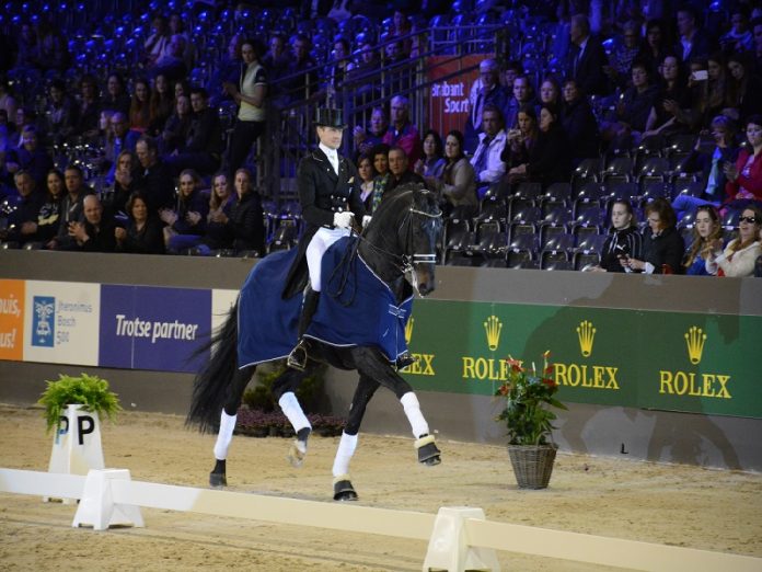 /images/Edward Gal met Glocks Zonik.jpg