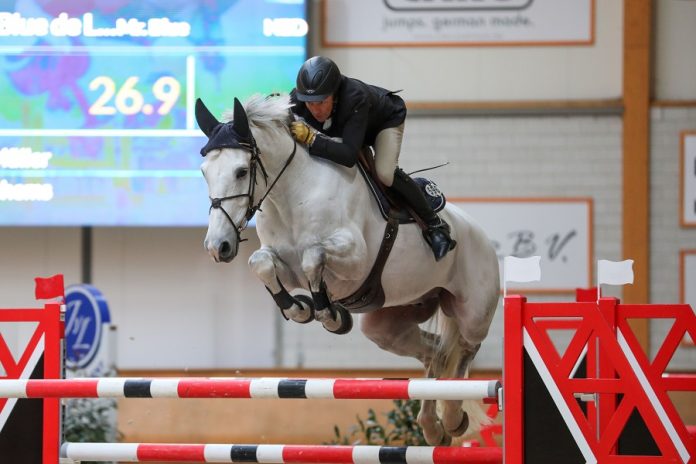 /nieuws/nieuws_img/Gabriel Coumans met Coco Blue de Lui.jpg