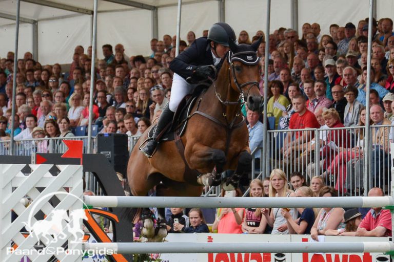 San Giovanni: podiumplek voor Gerco Schröder en Lausejunge