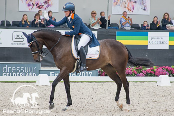 Jasmien de Koeyer neemt leiding bij U25