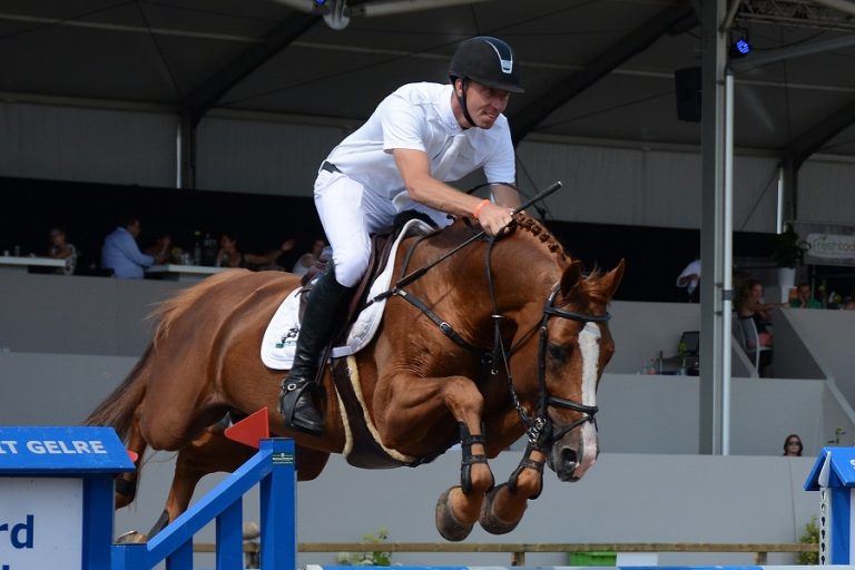 Londen Olympia: Jur Vrieling winnaar en zandhaas
