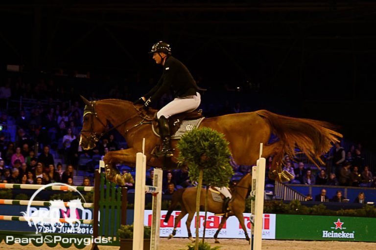 CSI Eindhoven: Marc Houtzager winnaar van de 1.50m rubriek