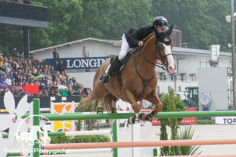 Marcus Ehning snoept winst bij Marco Kutscher weg