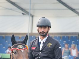 /images/Mohammed Ghanem Al Hajri  met  Doklahoma VDL.jpg