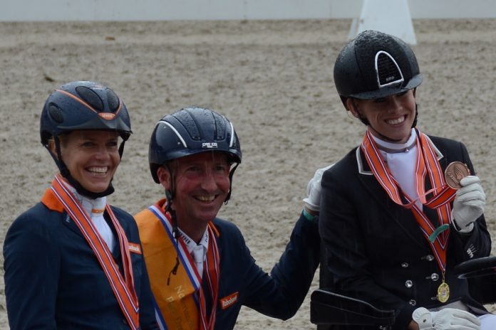 /images/Nicole den Dulk  Frank Hosmar en Rixt van der Horst 22012016.jpg