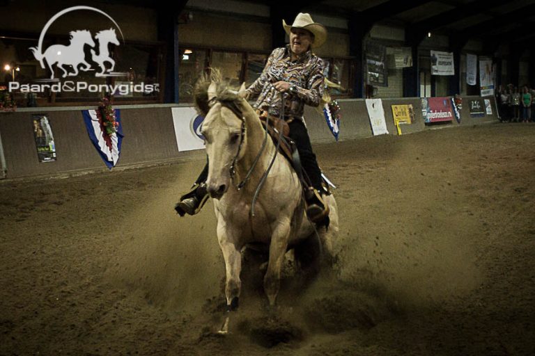Rieky Young en Frozen Tropical klaar voor WK Reining