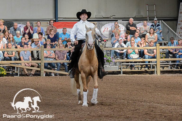 Help para-reining ruiter Roy Jaspers naar de World Para Reining
