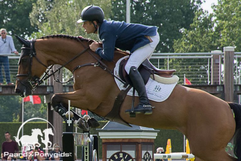 Al Shaqab: Scott Brash wint met Ursula XII Grand Prix in Doha
