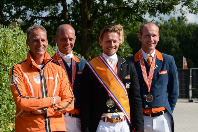 Nederlands dressuurteam als 14e van start in Aken