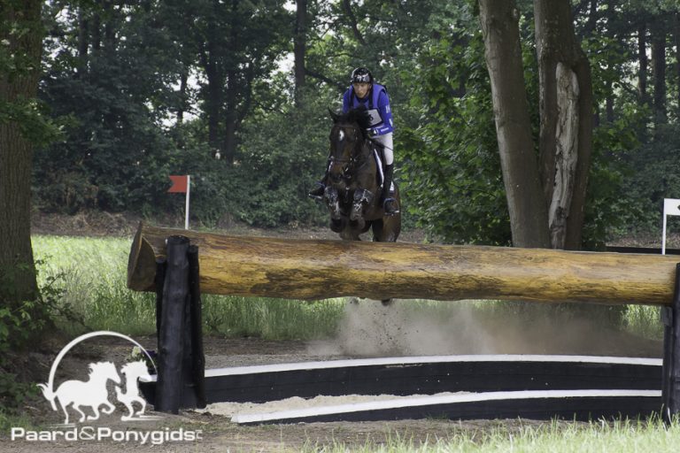Renswoude: Lips loopt podiumnotering mis,  winst voor Siemer