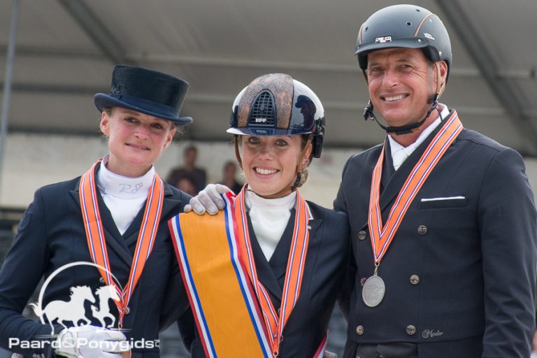 Lynne Maas rijdt met Electra naar goud in Lichte Tour