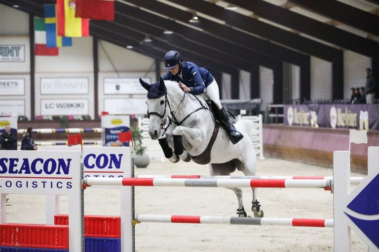 Glansrijke comeback voor Erika Lickhammer – Van Helmond