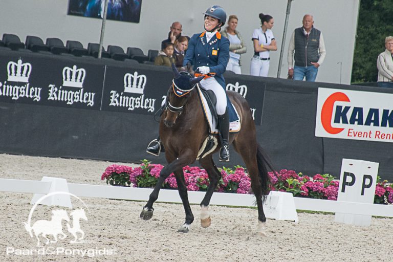 Jasmien de Koeyer winnares U25 kür op muziek