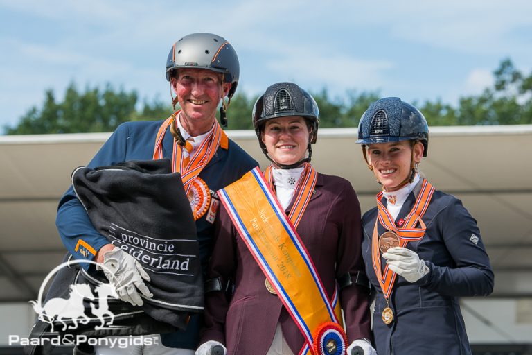 Sanne Voets pakt kampioenstitel op NK Para-Dressuur