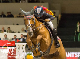 anielle Goldstein met Lizziemary. Foto: Tabitha de Bie