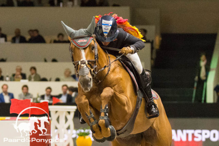Danielle Goldstein wint GP Shanghai, Jur Vrieling derde