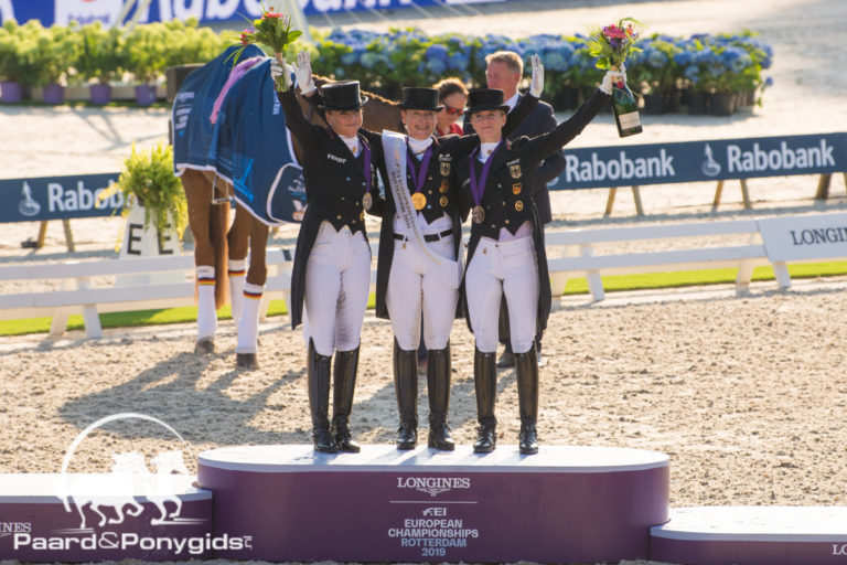 Goud voor Werth, zilver voor Schneider en brons voor Von Bredow