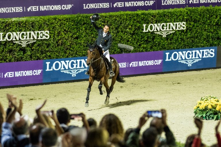 Spanje wint troostfinale, Nederland tweede