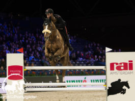 Emanuele Gaudiano winnaar Accumulator Jumping Amsterdam