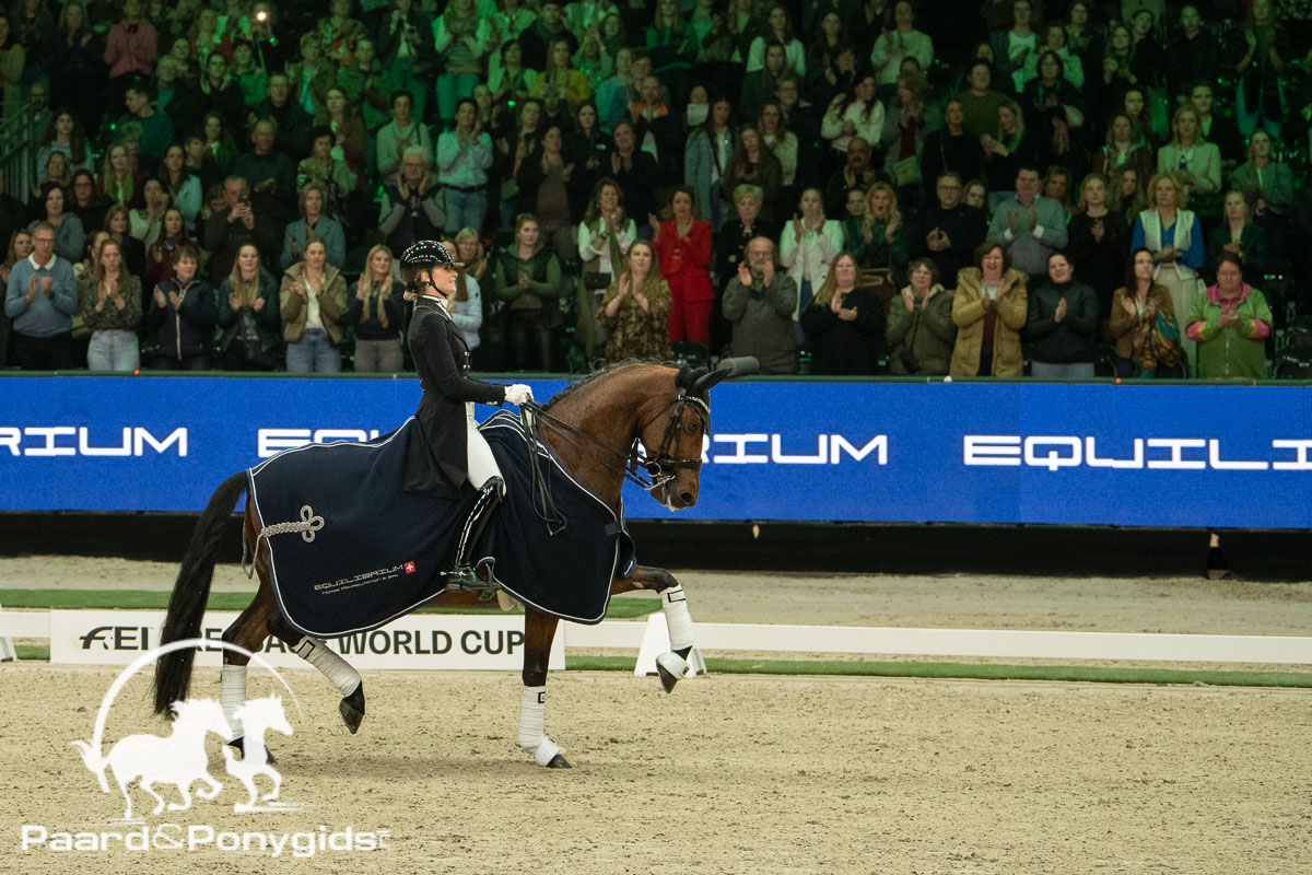 Dinja van Liere met Vitta di Lusso © Paard & Ponygids / Tabitha de Bie