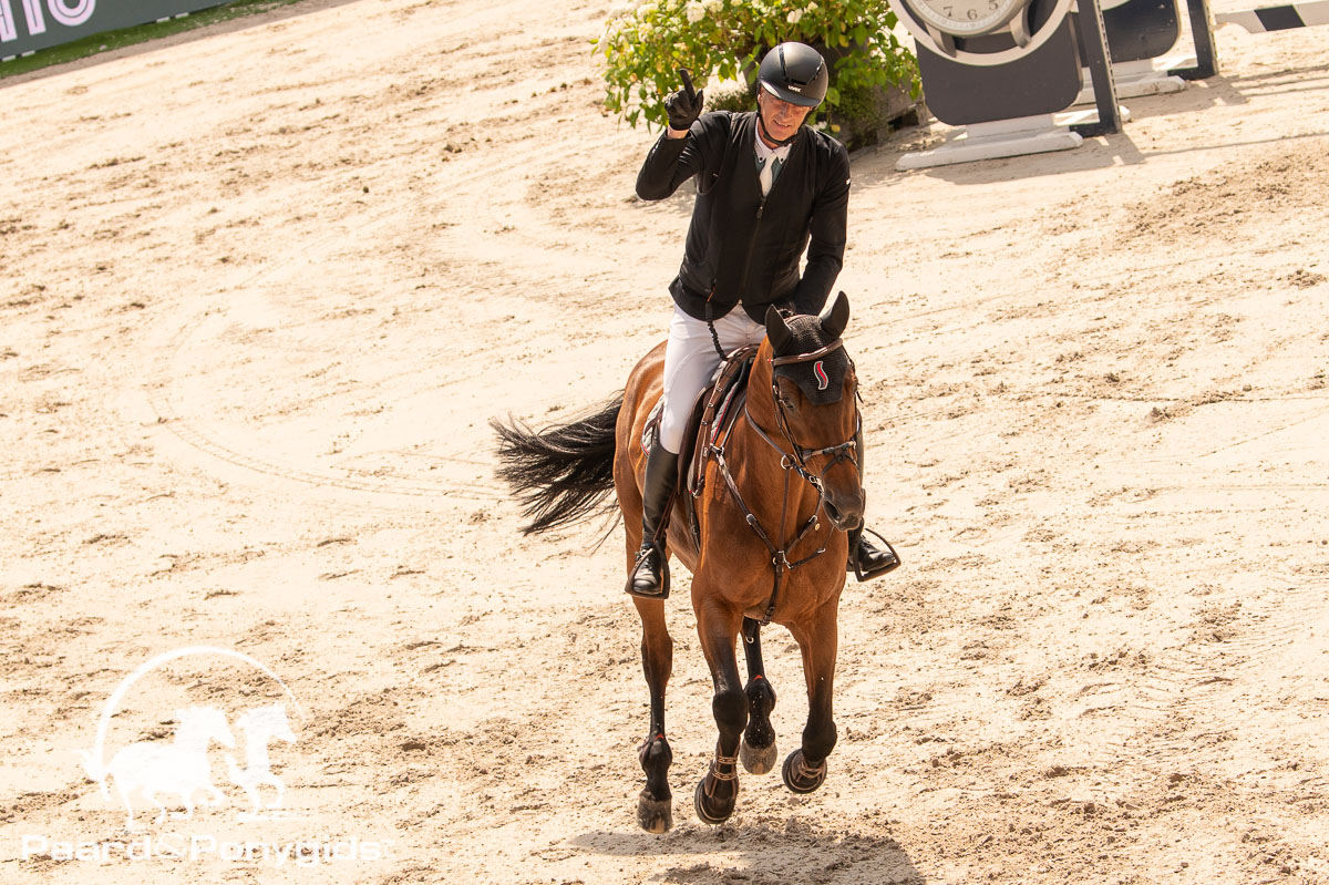 Marc Houtzager en Sterrehof's Dante ©Paard & Ponygids Marc Houtzager wint Grote Prijs van Rotterdam met Sterrehof's Dante